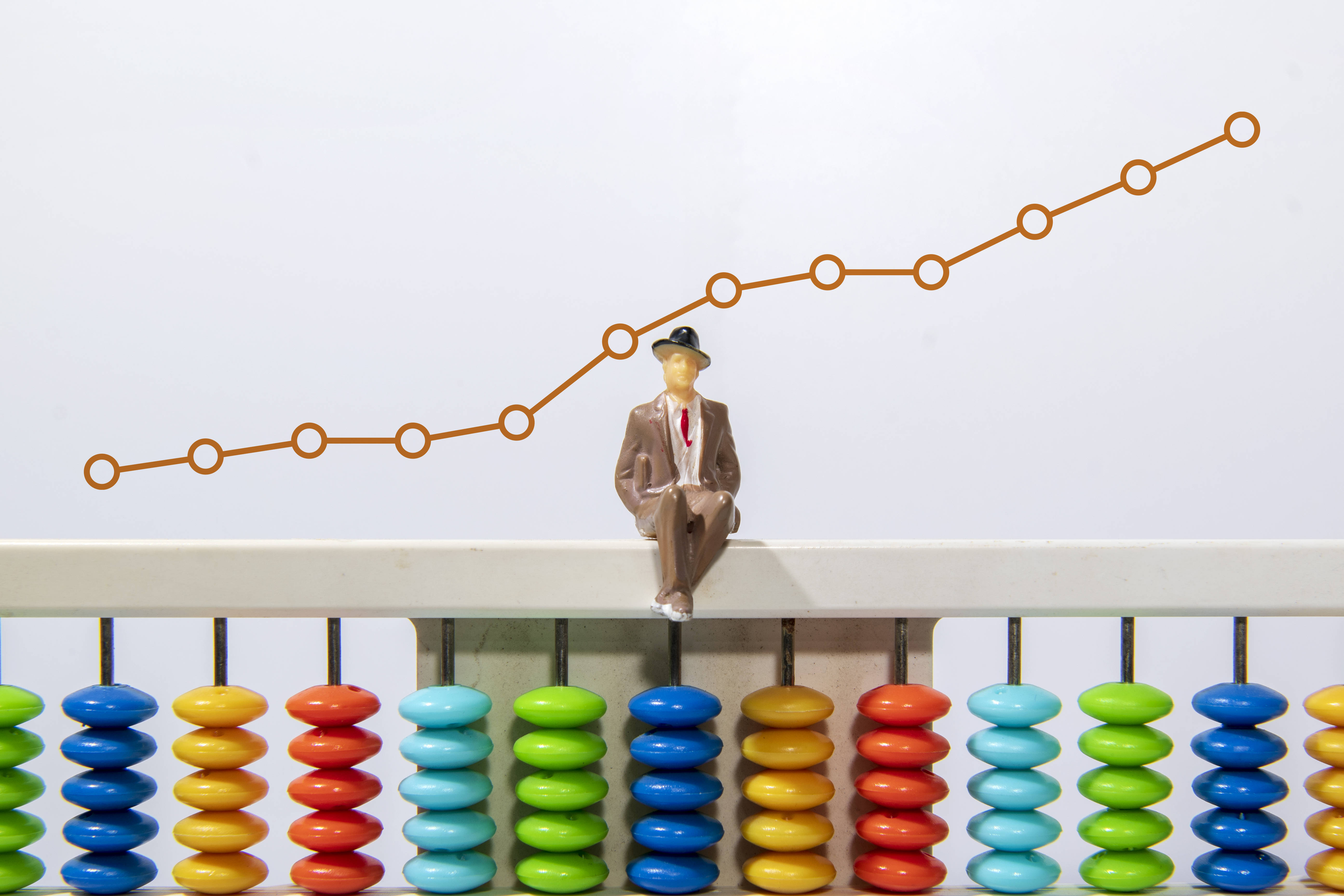 盛松成:今年中国经济起步有力开局良好 离不开财政货币政策协调配合