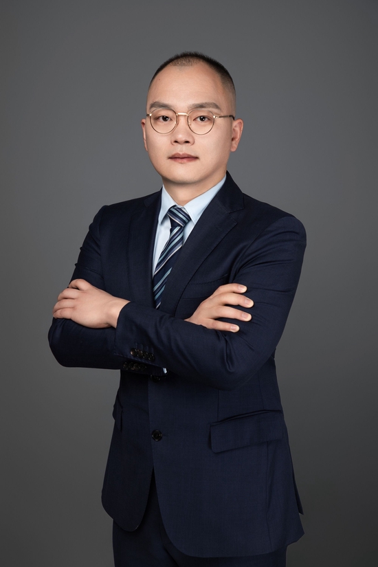 中信证券董事长(中信证券董事长是日本人)